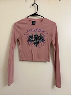 Swixxz Long-Sleeve Cropped Graphic Top - Dusty Rose